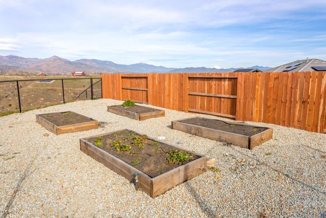 4720 Lower Springs Road, Redding, CA 96001