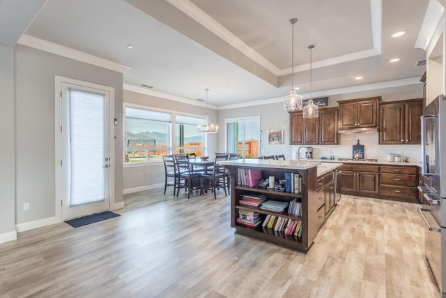 4720 Lower Springs Road, Redding, CA 96001