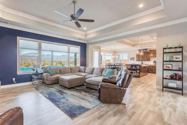 4720 Lower Springs Road, Redding, CA 96001