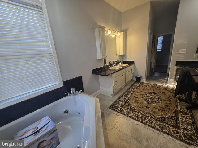 12807 KINGS CT, Ocean City, MD 21842