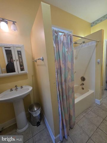 12807 KINGS CT, Ocean City, MD 21842