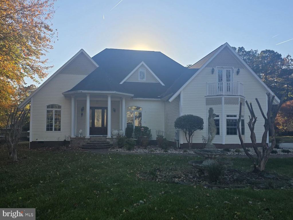 Image 1 of property listing at 12807 KINGS CT, Ocean City, MD 21842