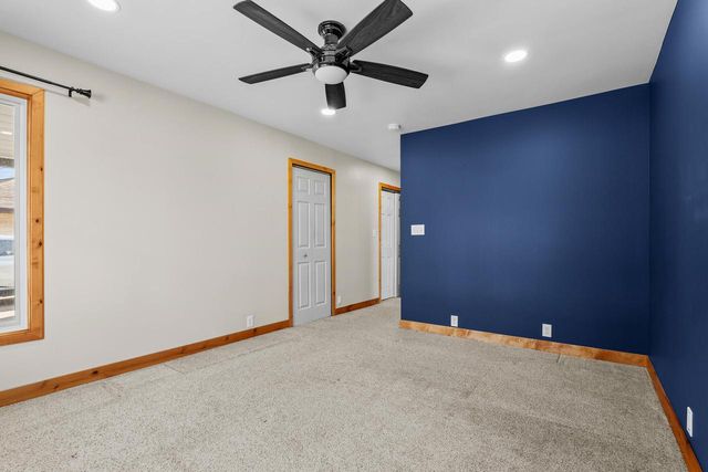 2014 Markham STREET, Manitowoc, WI 54220