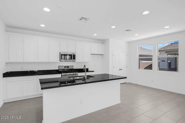 14641 W SAND HILLS Road, Surprise, AZ 85387