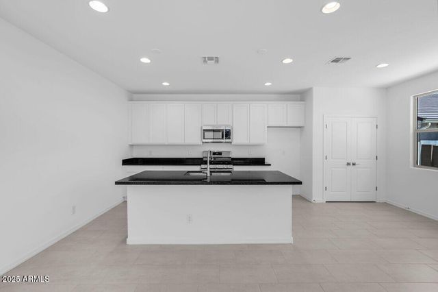 14641 W SAND HILLS Road, Surprise, AZ 85387