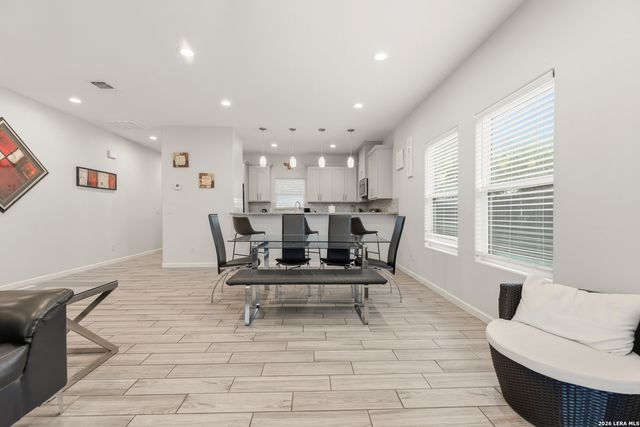 128 SHARER ST, San Antonio, TX 78208