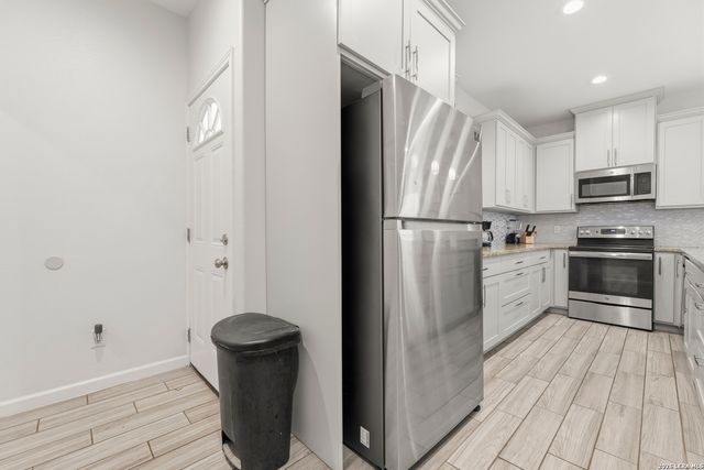 128 SHARER ST, San Antonio, TX 78208