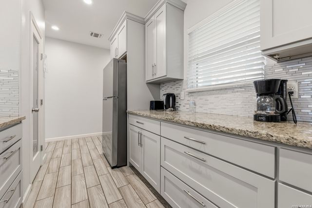 128 SHARER ST, San Antonio, TX 78208