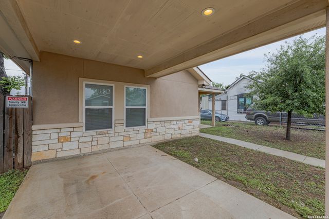 128 SHARER ST, San Antonio, TX 78208