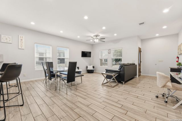 128 SHARER ST, San Antonio, TX 78208