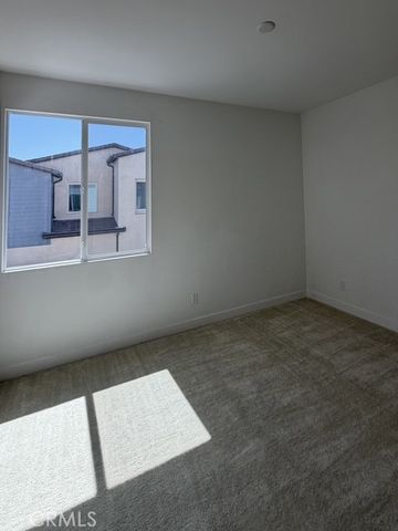 204 Baluster, Irvine, CA 92618