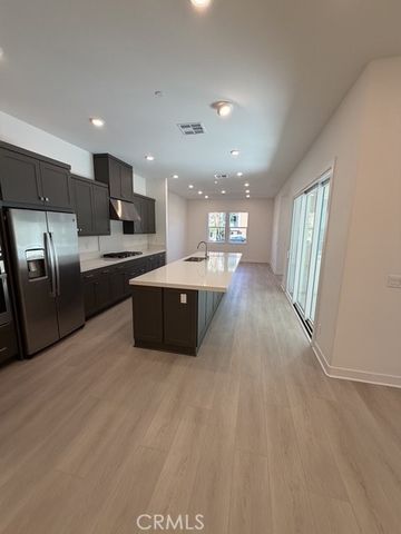 204 Baluster, Irvine, CA 92618
