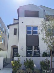 204 Baluster, Irvine, CA 92618