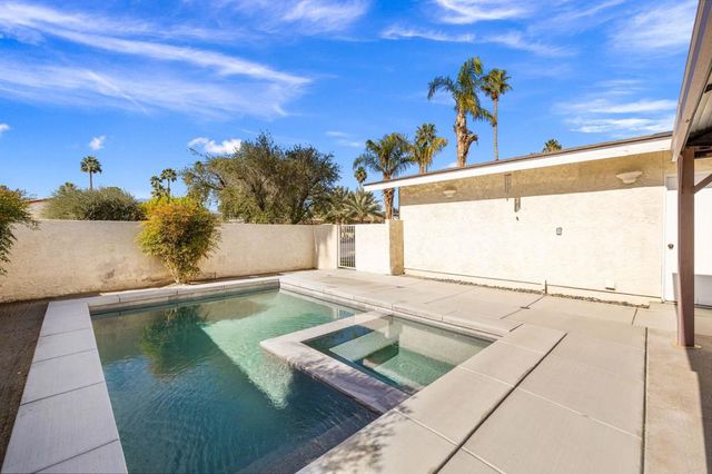 76771 Oklahoma Avenue, Palm Desert, CA 92211