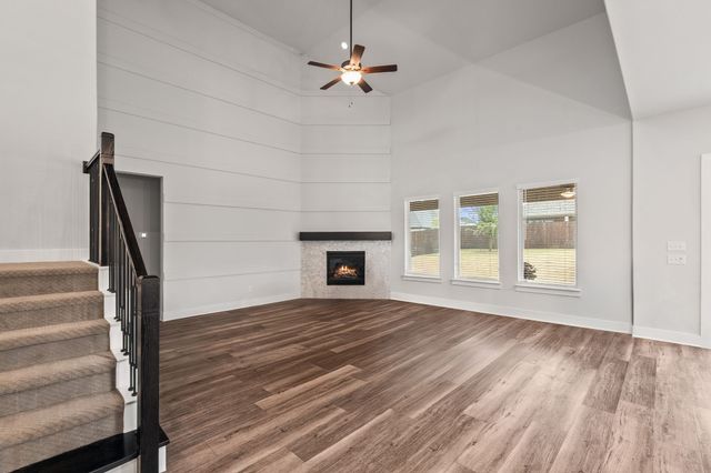 1213 Villalonga Drive, Little Elm, TX 75068