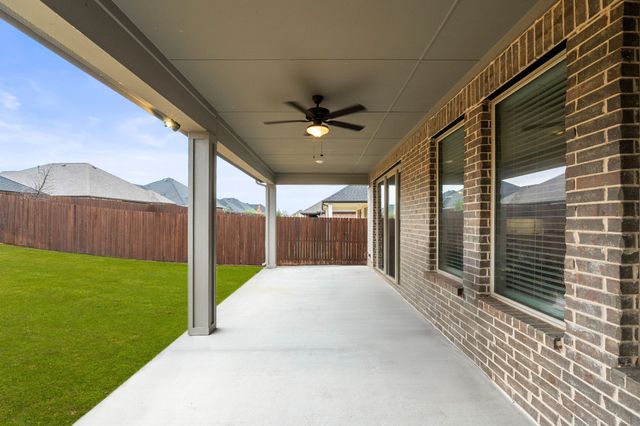 1213 Villalonga Drive, Little Elm, TX 75068