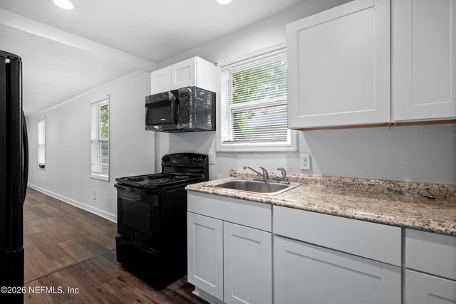 7112 SOUTHLAND Street, Jacksonville, FL 32208