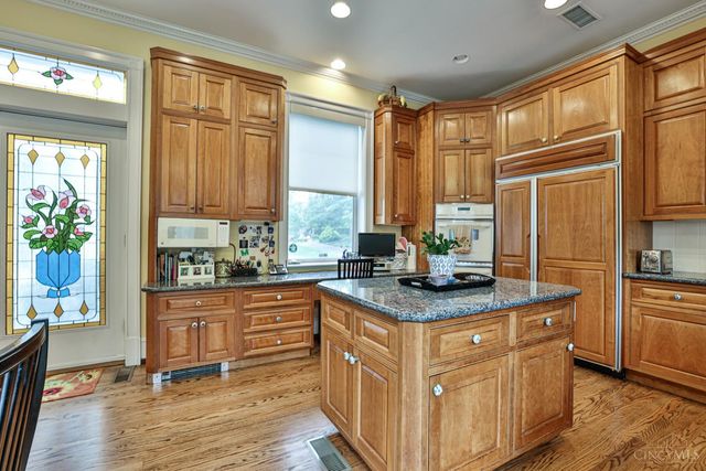 320 Reily Road, Wyoming, OH 45215