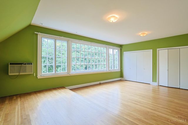 320 Reily Road, Wyoming, OH 45215