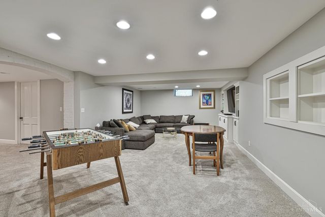 320 Reily Road, Wyoming, OH 45215