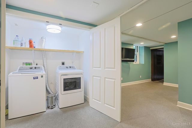 320 Reily Road, Wyoming, OH 45215