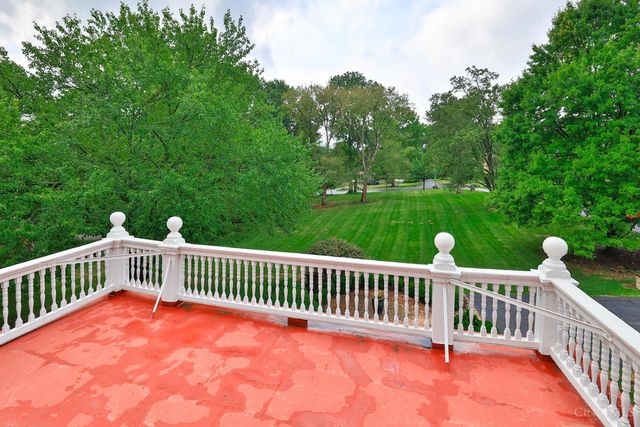 320 Reily Road, Wyoming, OH 45215