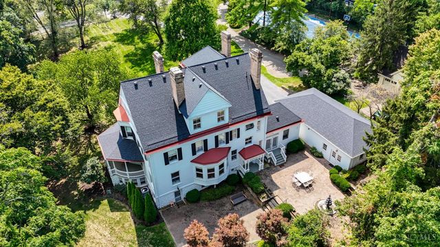 320 Reily Road, Wyoming, OH 45215