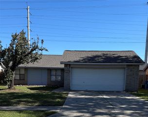 1034 Heathfield Drive, Channelview, TX 77530