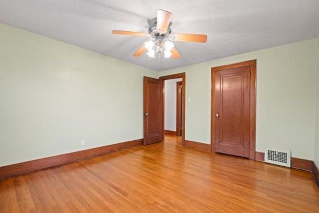 1611 Roemer Blvd, Farrell, PA 16121