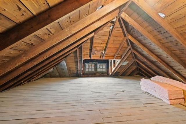 1611 Roemer Blvd, Farrell, PA 16121