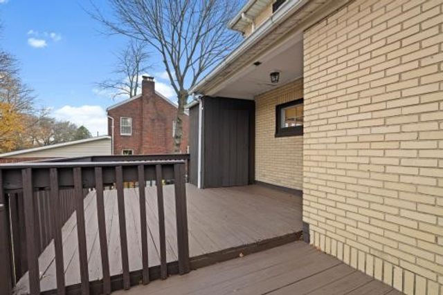 1611 Roemer Blvd, Farrell, PA 16121