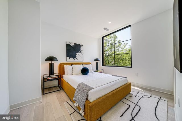 2903 NEWARK ST NW, Washington, DC 20008