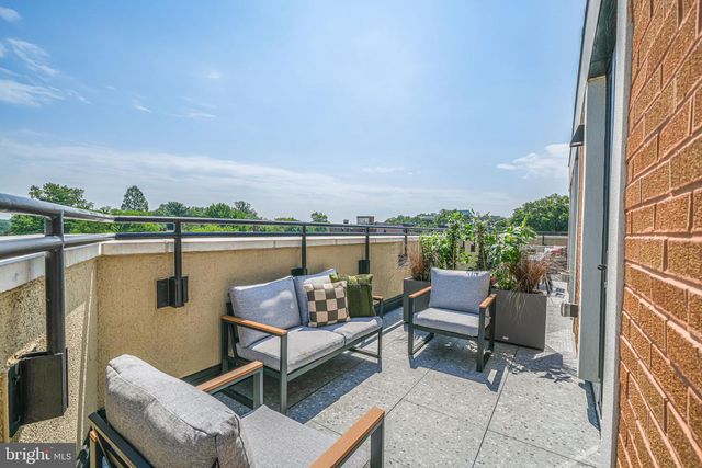 2903 NEWARK ST NW, Washington, DC 20008