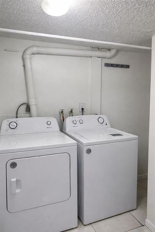 9351 Fontainebleau Blvd B312, Miami, FL 33172