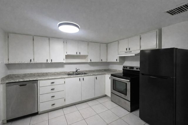 9351 Fontainebleau Blvd B312, Miami, FL 33172