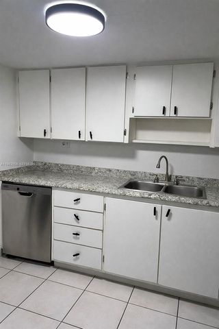 9351 Fontainebleau Blvd B312, Miami, FL 33172