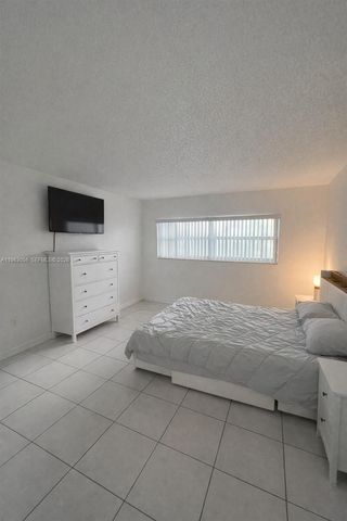 9351 Fontainebleau Blvd B312, Miami, FL 33172