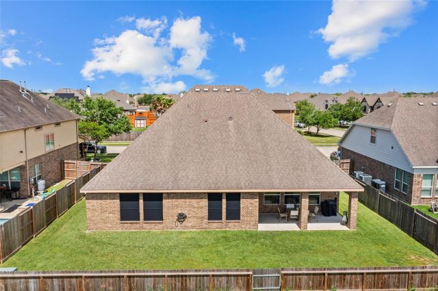 11810 Pearl Lane, Mont Belvieu, TX 77535