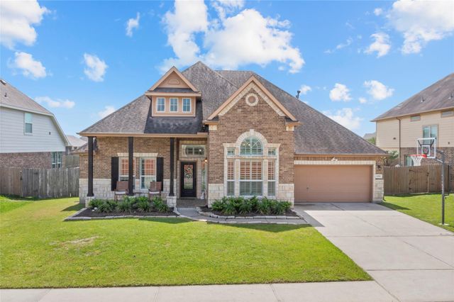 11810 Pearl Lane, Mont Belvieu, TX 77535