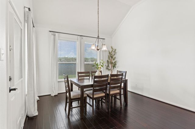 11810 Pearl Lane, Mont Belvieu, TX 77535