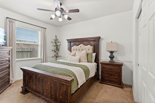 11810 Pearl Lane, Mont Belvieu, TX 77535
