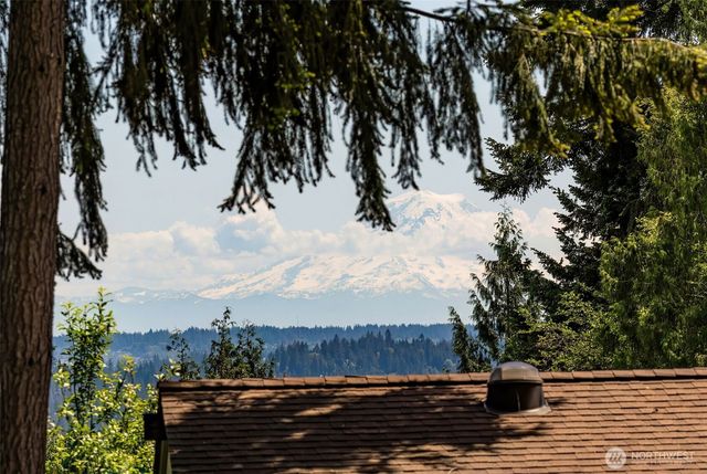 4958 NW Eldorado Boulevard, Bremerton, WA 98312