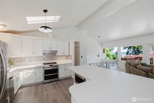 4958 NW Eldorado Boulevard, Bremerton, WA 98312