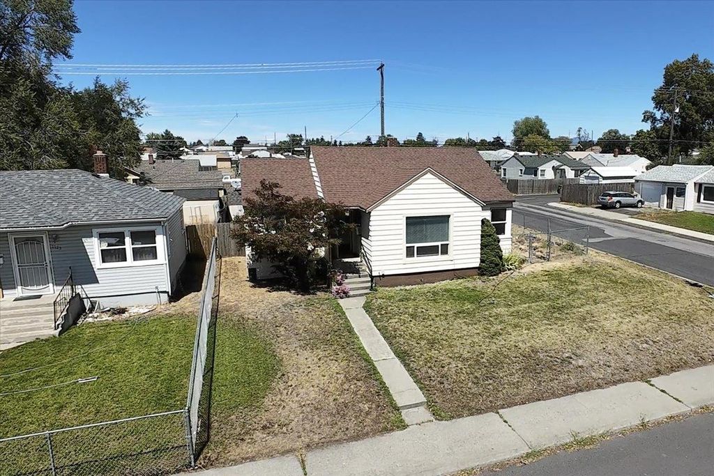 1127 E Empire Ave, Spokane, WA 99207