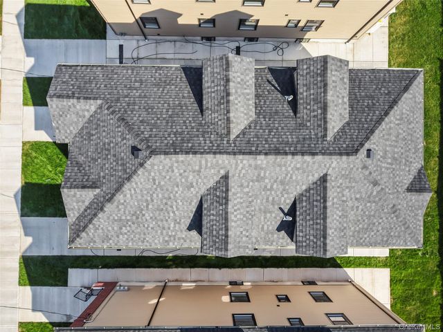 258-14 147 Road, Rosedale, NY 11422