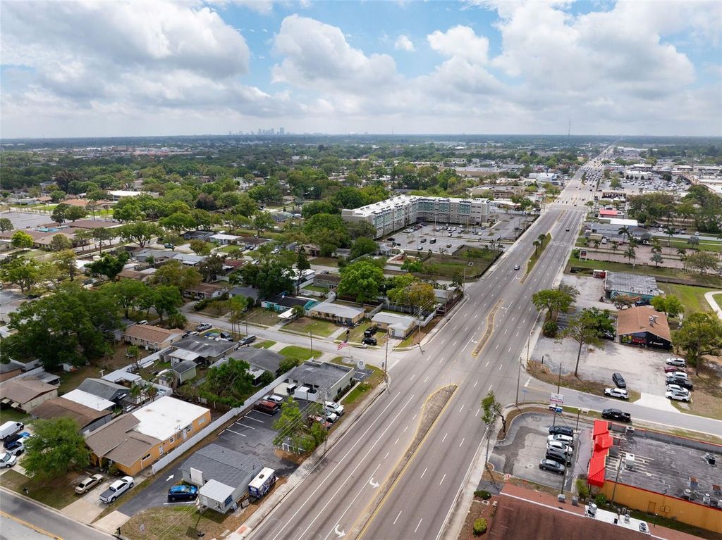 Image 17 of property listing at 4861 81ST AVENUE, Pinellas Park, FL 33781