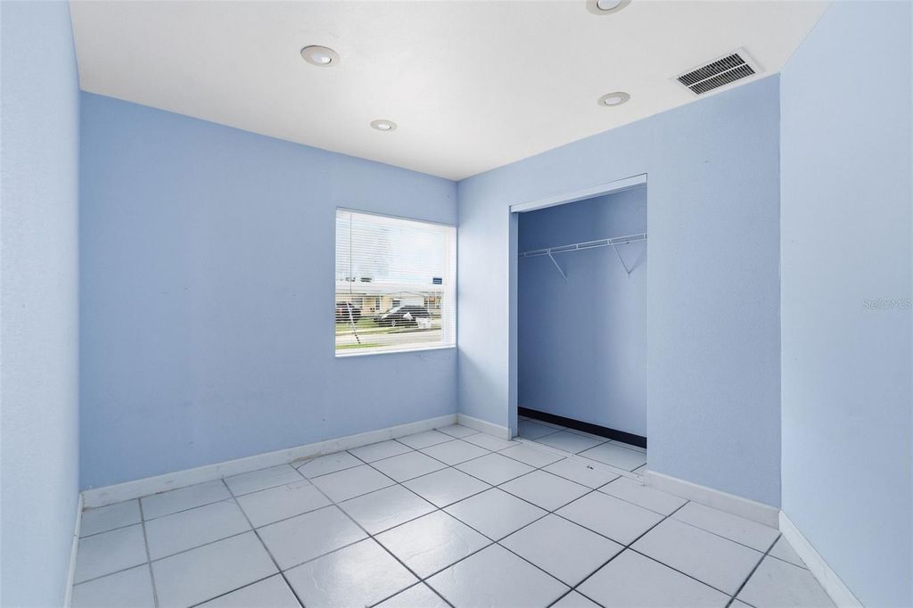 Image 7 of property listing at 4861 81ST AVENUE, Pinellas Park, FL 33781