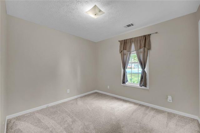 40 mimosa Drive, Winder, GA 30680