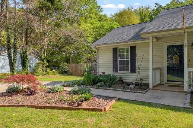 40 mimosa Drive, Winder, GA 30680