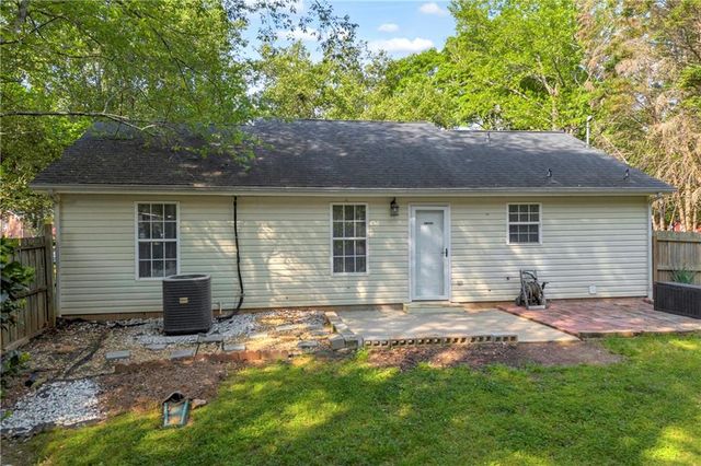 40 mimosa Drive, Winder, GA 30680